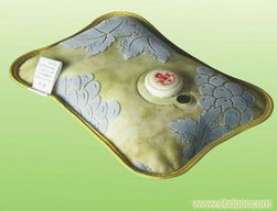 冬日暖心伴侣 小霸王电热水袋 绒上绒枕型 电暖袋深度解析